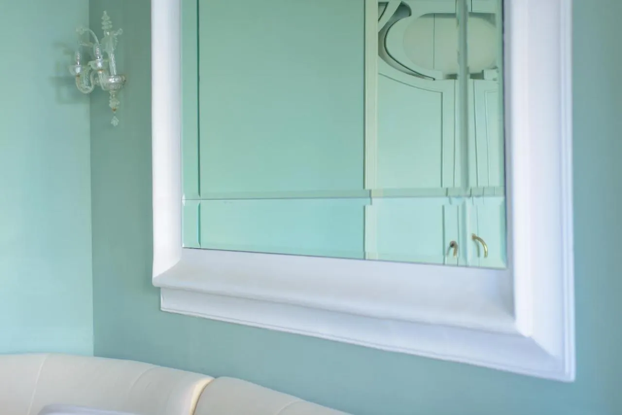 ***  Palace Hotel Domus Mea Riccione Italia